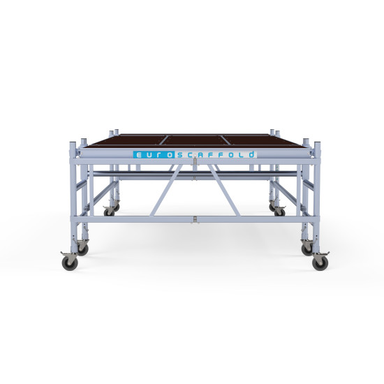 Multiplatfrormas alumīnija salokāmais tornis Zems 190x400 cm, 3 pakāpieni Multiplatfrormas alumīnija salokāmais tornis Zems 190x400 cm, 3 pakāpieni