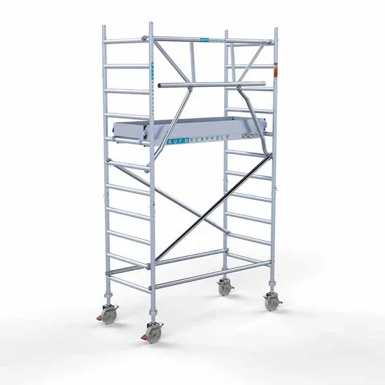 Alumīnija tornis 90х190 cm 4,2m darba augstums* ar oglekļa platformu + salokāmas margas no 1 puses Alumīnija tornis 90х190 cm 4,2m darba augstums* ar oglekļa platformu + salokāmas margas no 1 puses