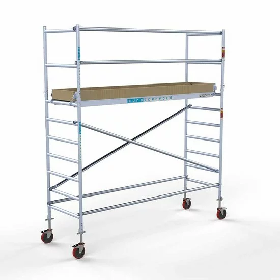 Alumīnija tornis 90x305 cm 4,2m darba augstums* Alumīnija tornis 90x305 cm 4,2m darba augstums*