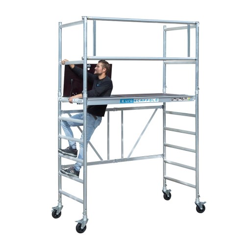 Kokkupandav Alumiiniumtorn / maalripukk 135х190 3,8 m töökõrgus* Kokkupandav Alumiiniumtorn / maalripukk 135х190 3,8 m töökõrgus*