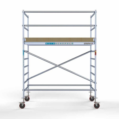 Alumīnija tornis 135х250 cm 4,2m darba augstums*, ar oglekļa platformu Alumīnija tornis 135х250 cm 4,2m darba augstums*, ar oglekļa platformu