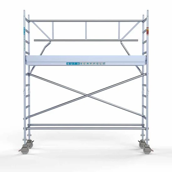 Alumīnija tornis 75х305 cm 4,2m darba augstums* ar oglekļa platformu + salokāmas margas no 1 puses Alumīnija tornis 75х305 cm 4,2m darba augstums* ar oglekļa platformu + salokāmas margas no 1 puses